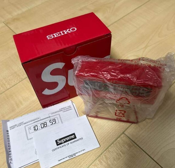 Supreme Seiko Marathon Clock Red SS21 2021 Limited Free Shipping