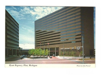 Hyatt Regency Hotel Downtown Flint MI vintage postcard unposted