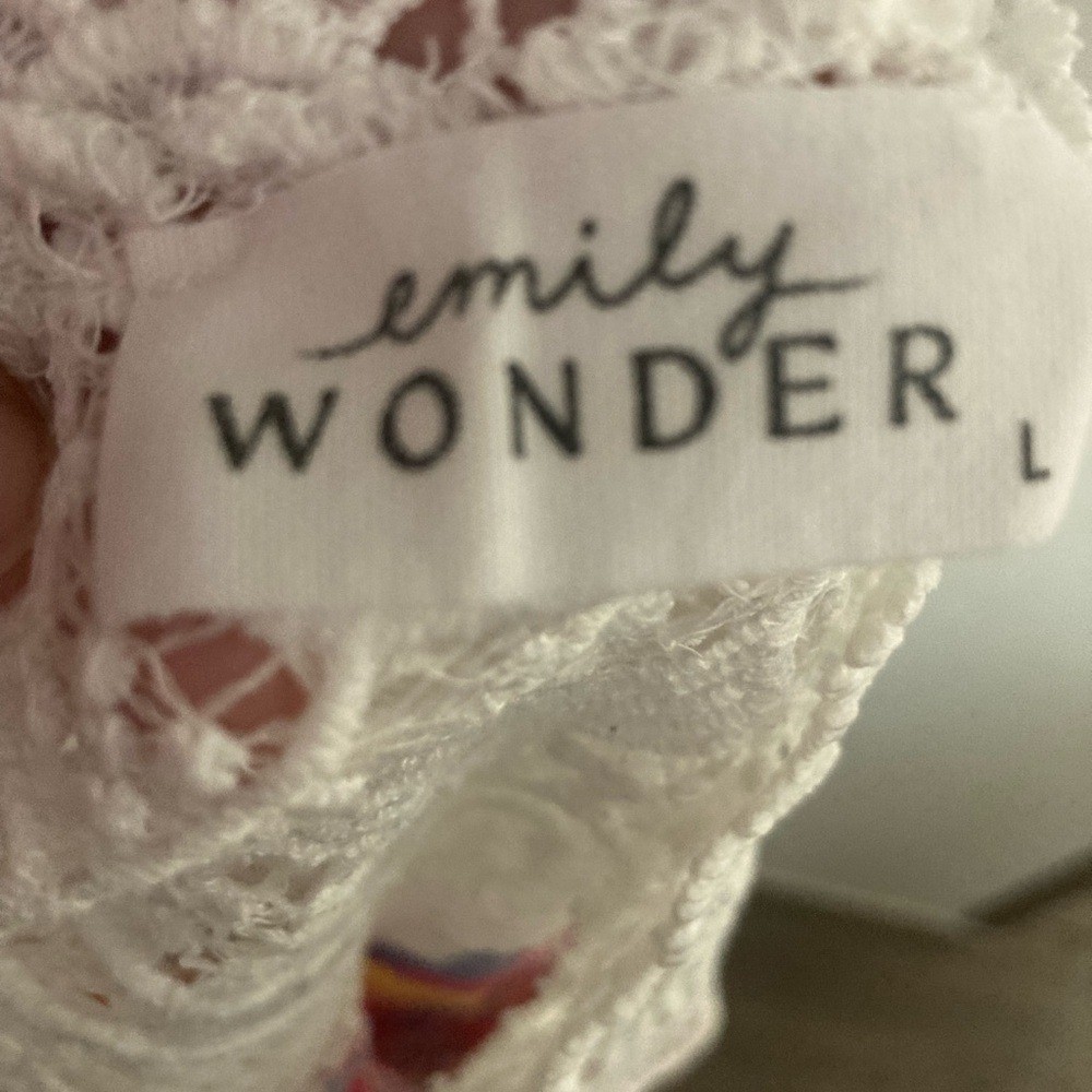 Boho Chic Patchwork Blouse with Lace Trim - image 3