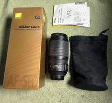 Nikon AF-S VR Zoom-Nikkor 70-300mm f/4.5-5.6G IF-ED Lense
