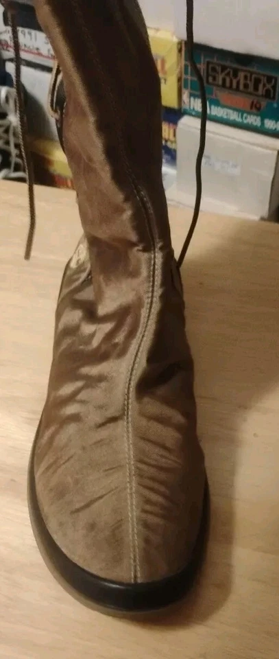 Timberland Botas Altas de Invierno Hasta la Rodilla Cremallera Lateral Cordones Dorado Marrón Mujeres Talla 7.5M Foto 2 de 4