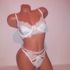 For Love and Lemons x Victoria Secret Bra Set White Yellow Embroidered Floral La