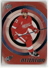 2022-23 Upper Deck #CA-13 Dylan Larkin Centre of Attention