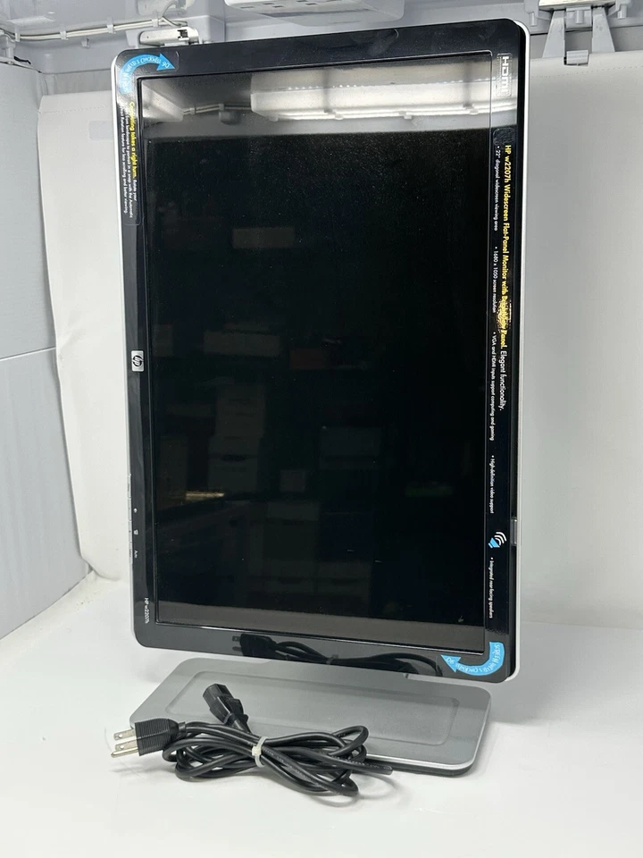 HP W2207h 22” Widescreen LCD Monitor  W/ Built -in Speaker USB 2.0 VGA HDMI . - Image 2 of 4