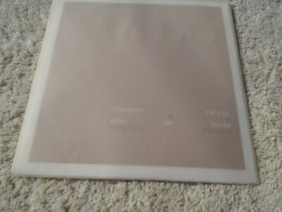 Heribert Friedl, Mise En Scene - LWH / External Objects -White Line WLED 001 009