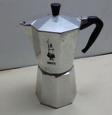 Bialetti Moka Express 6-Cup Stovetop Espresso...