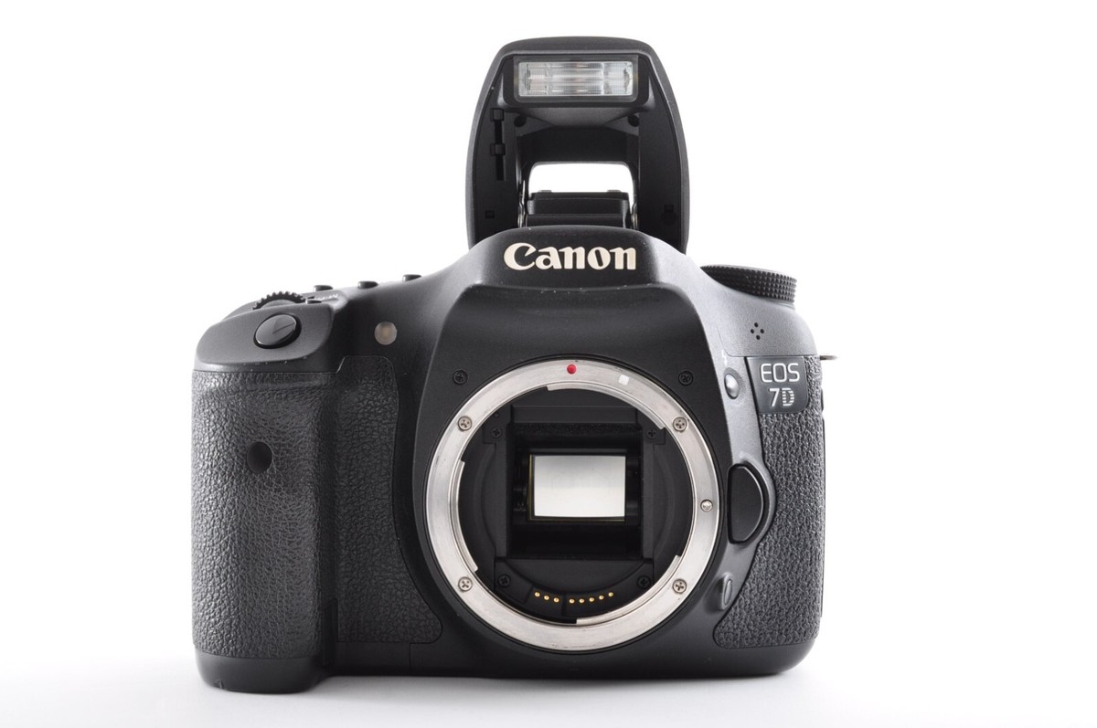 Canon EOS 7 Body only Excellent+ Digital SLR Camera 18.0MP