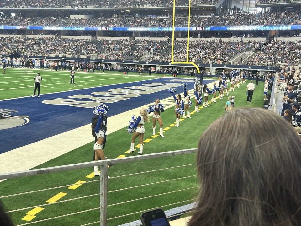 VAQUEROS vs. CARGADORES - ASIENTOS PASILLO ZONA DE ANOTACIÓN ESQUINA - SEC 101 Foto 2 de 4