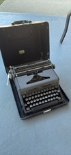 Classic Royal Typewriter thumbnail
