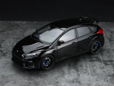 1/18 AUTOart Ford Focus RS (Mk.3) - 2016 - Shadow Black - Full Opening Features