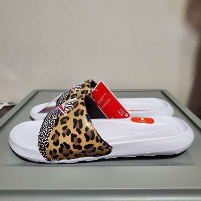 Nike Womens Sz 9 Victori One Slides Sandals White/Khaki/Blk/Red CN9676-104 NWT 