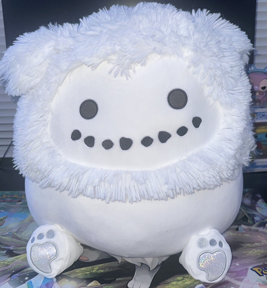 Benny the Bigfoot Snowman 16 inch