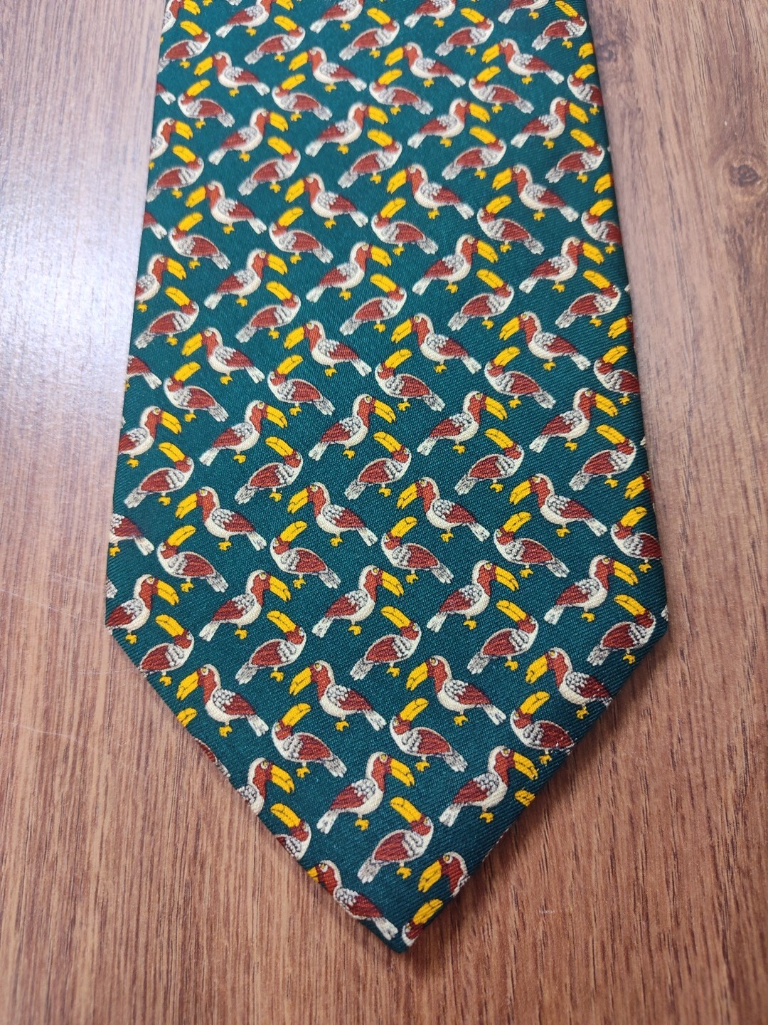 VINTAGE Brooks Brothers Basics Mens Silk Necktie Toucans All Over Print 59x3.5" thumbnail 6