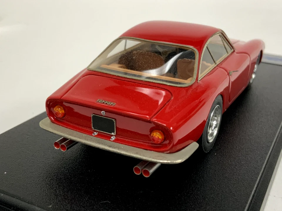 Ferrari 250 Lusso 1/43 BBR de 1963 en rojo Rosso Corsa BG71A. TA012 Foto 4 de 4