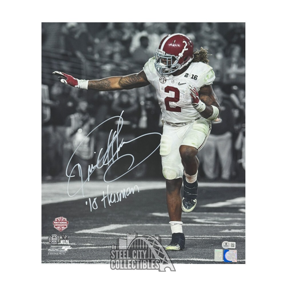 Derrick Henry Autographed Signed Alabama 15 Heisman 16x20 Football Photo - BAS 