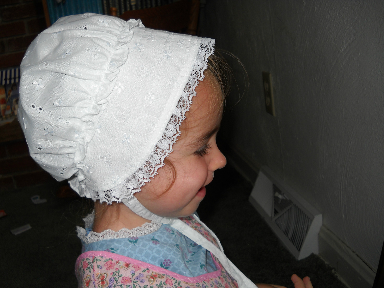 white hat for baby girl