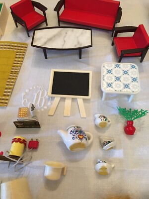 Ensemble de mobilier de maison de poupée Vintage Modella Jea
