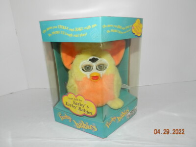 1999 FURBY BABIES chicken yellow orange w/gray eyes Tiger 1999 FURBY BABIES chicken yellow orange w/gray eyes Tiger