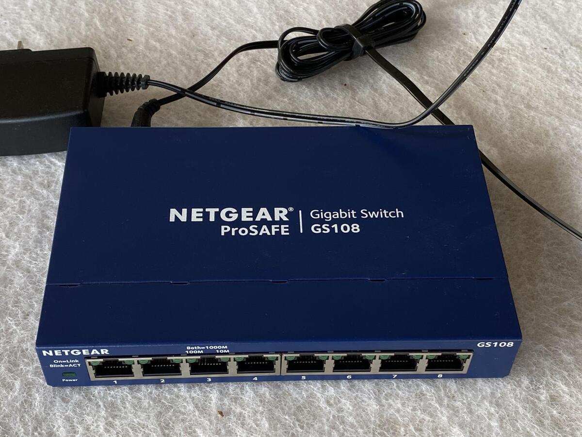 Netgear ProSafe 8 Port Gigabit Switch Model GS108 With Power Netgear ProSafe 8 Port Gigabit Switch Model GS108 With Power