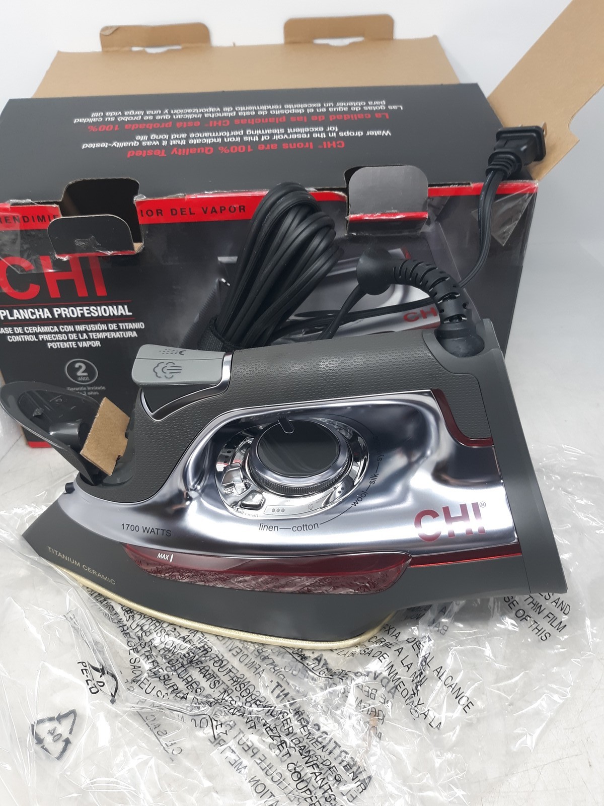 13101 Titanium Ceramic 1700w Powerful Steam