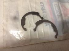 10173 - A New Snap Ring Kit For A New Idea 309, 310, 323, 324, 325 Corn Pickers