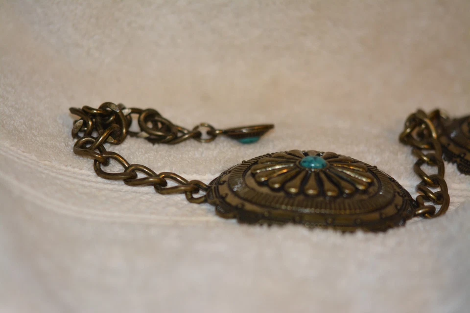 Belts. Concho Belt Vintage Women's Concho Brass Chain Belt With Center stone. - Image 2 of 4