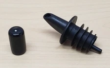 12 Black POUR SPOUTS & FREE DUST CAPS Original Liquor Bottle Flair Pourers