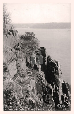 Spuyten Duyvil, seen from Coytesville on Palisades 1911 RPPC Postcard Copy
