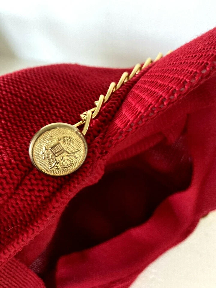 Giovannio Vtg Knit Billed Cap Hat Red London Mod Go Go Twiggie Gold Tone Chain - Image 4 of 4