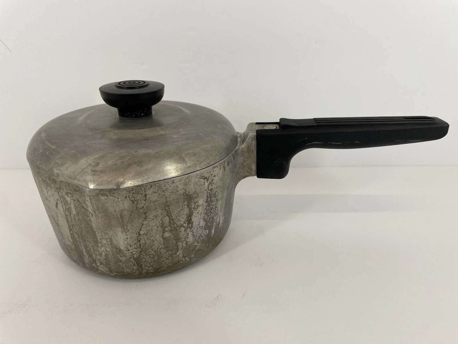 Vintage Wagner Ware Sidney O Magnalite 4681 1/2P Sauce Pan 1 1/2 Quart With Lid