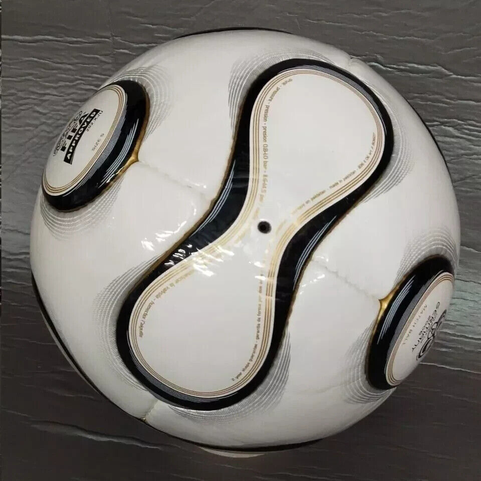 3X Adidas Teamgeist Berlin FIFA World Cup Germany 2006 3X Adidas Teamgeist Berlin FIFA World Cup Germany 2006