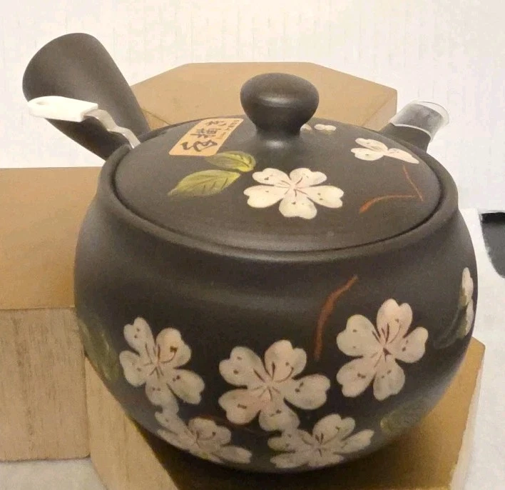 New Kyusu Tokoname Handpainted 360 ml cc W/Stainless Steel Infuser Brown Unboxed