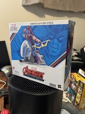 Marvel Legends HAWKEYE w  SKY CYCLE New Damaged Box Avengers Complete