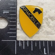 AIRMOBILE HAT LAPEL PIN PIN BACK USED (MM3916)