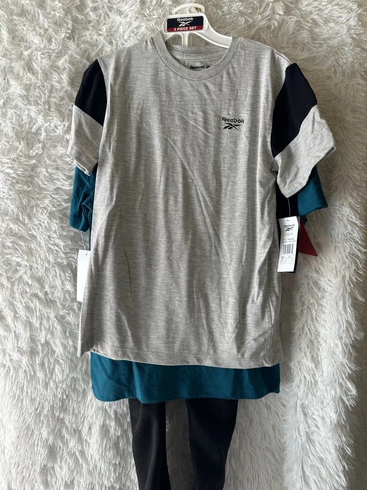 Reebok Boys 3 Piece Set Includes 2 T-shirt And 1- Set Of Pants Size 12 New - Image 2 of 4