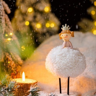 Süße Prinzessin Figur Ornament flauschige Bommel Puppe Weihnachten Urlaub Deko Geschenk