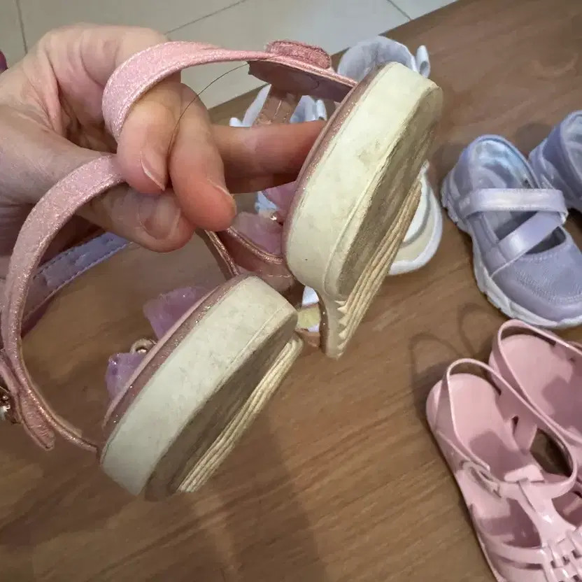 Girls Shoes 190mm Sneakers, EXR, New Balance Aqua Shoes, Jelly Sandals, Pearl Sa thumbnail 4