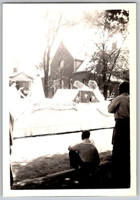 Vtg B&W Snapshot Men Watching American Cancer Society Parade Float Town 1942