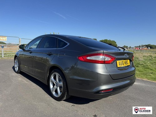 2016 Ford Mondeo 2.0 TDCi Titanium Hatchback 5dr Diesel Manual Euro 6 (s/s) (150 - Picture 9 of 20