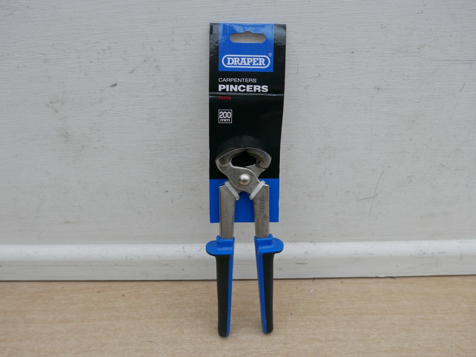 DRAPER EXPERT 200MM 8"" CARPENTERS PINCERS 72172