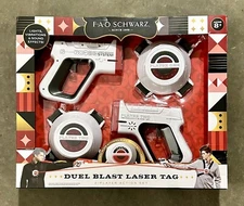 Laser Tag ~ F•A•O Schwarz ~ 2 Players ~ 3 Effects ~ Age: 8+ ~ FUN ~ 2020 ~ !🆕!