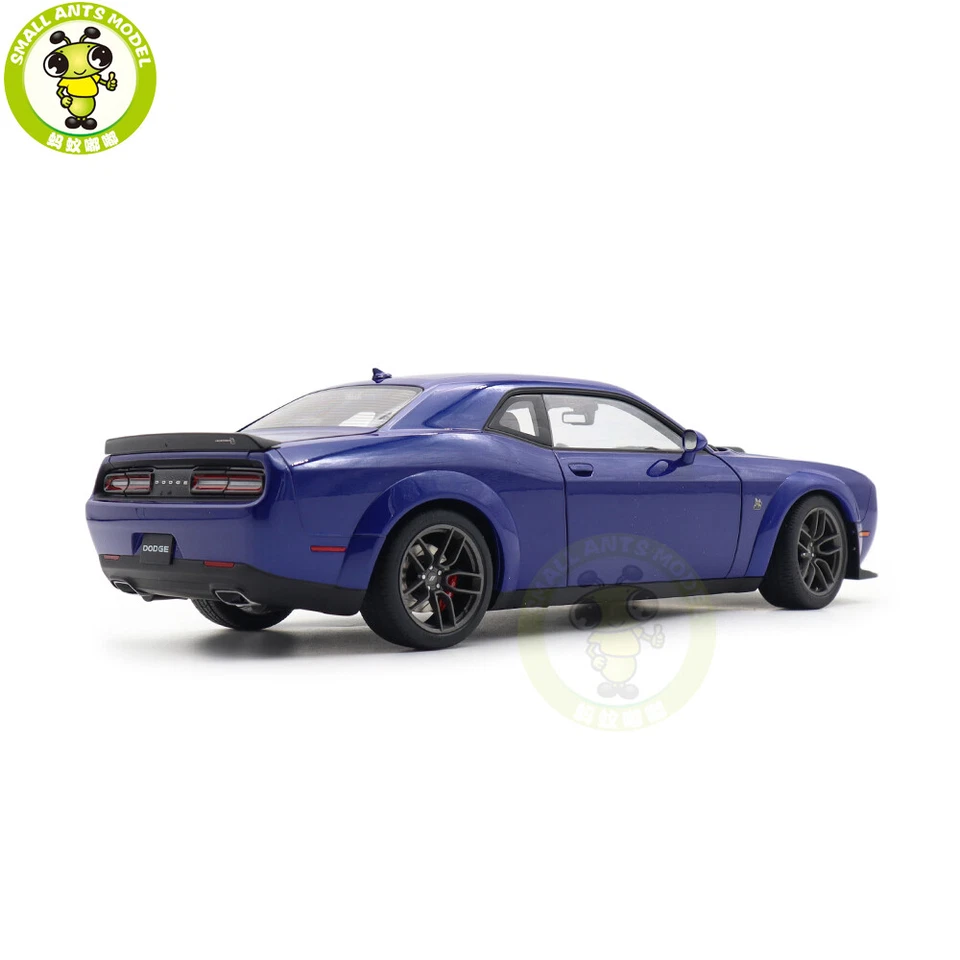 1/18 Dodge Challenger R/T Scat Pack Widebody 2022 Blue AUTOart 71772 Mode Car - Image 4 of 4