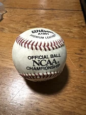 Baseball College World Series Official Ball. Wilson A1001 Leather (J43F)