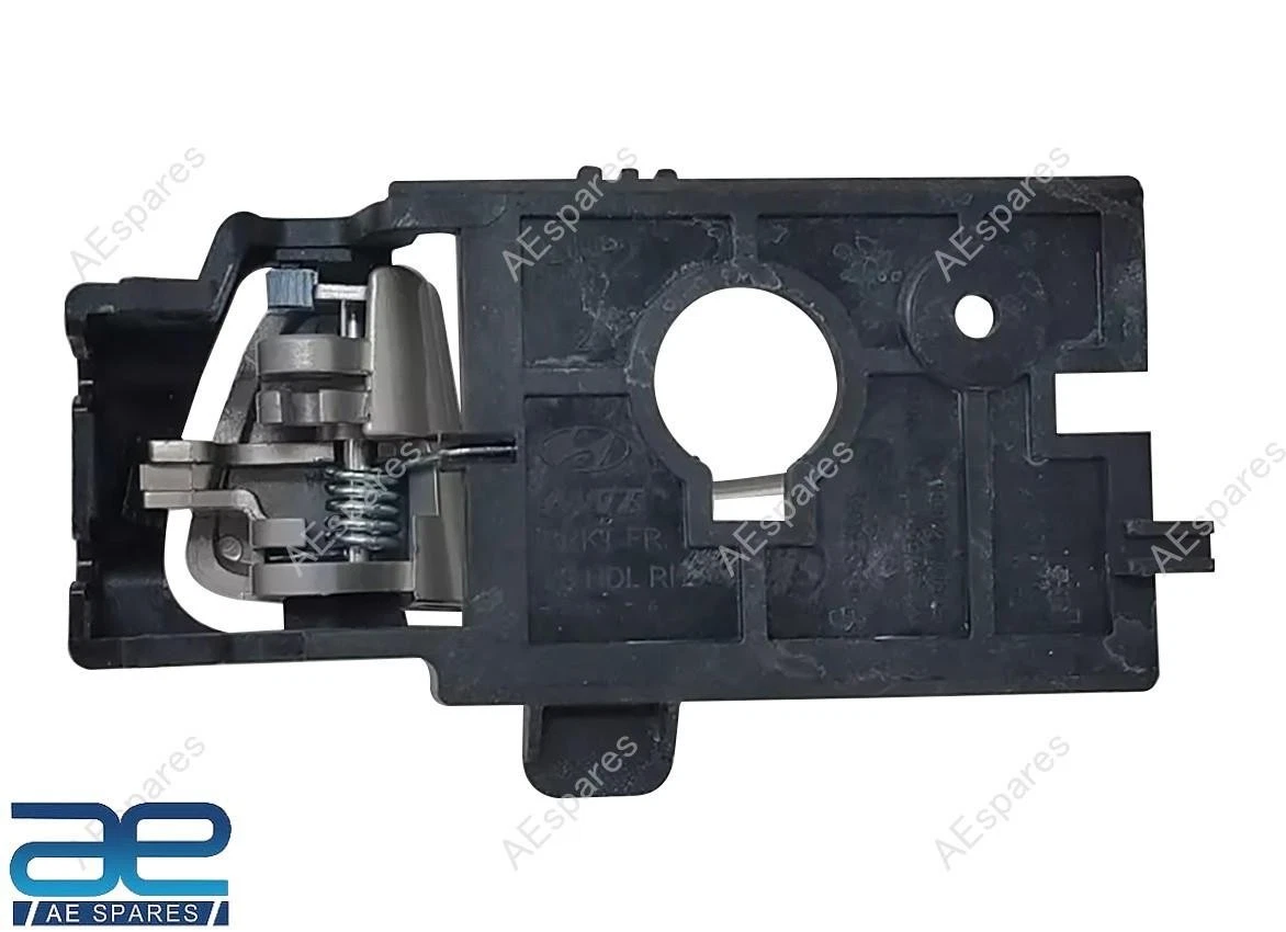 Interior Front Door Handle RH For Hyundai Santro 2018-2022 82620-B4010MCE view 2