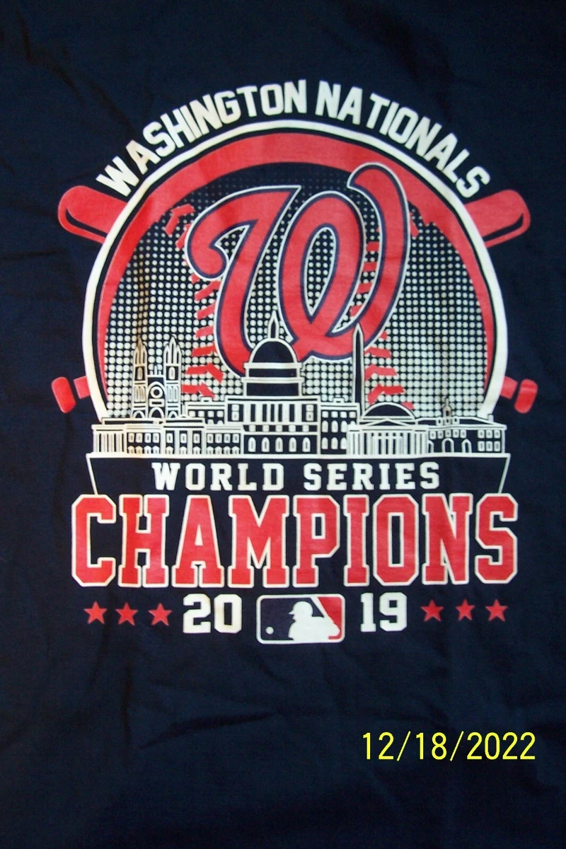 2019 Washington Nationals World Series Champions T-Shirt - Size Large -  Navy Blu