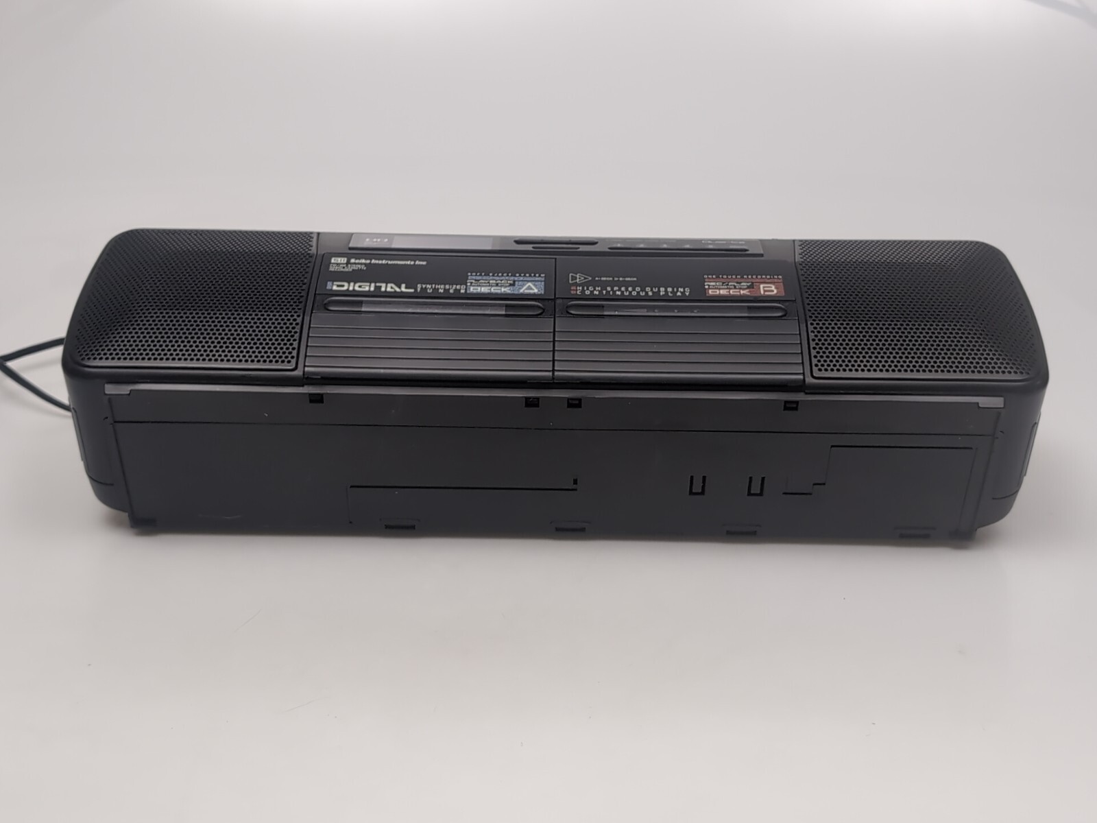 Seiko Instruments Inc WKC-23LL Dual Cassette Radio Boombox Digital Tuner 