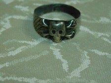 Cafeteria Ring Skull 2 WK German!