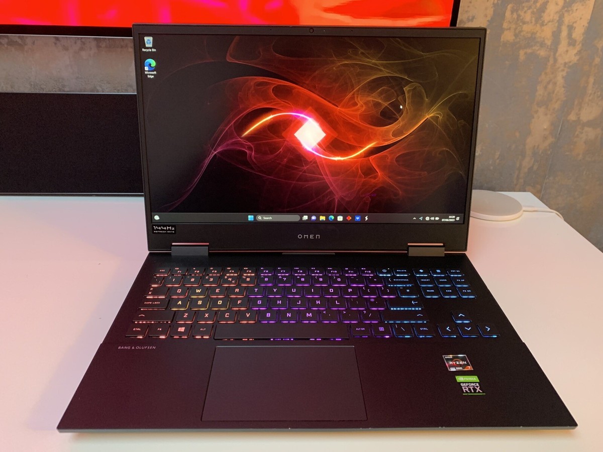 HP OMEN 15-en0008na 512GB AMD Ryzen 4800H 3GHz 16GB RAM RTX 2060