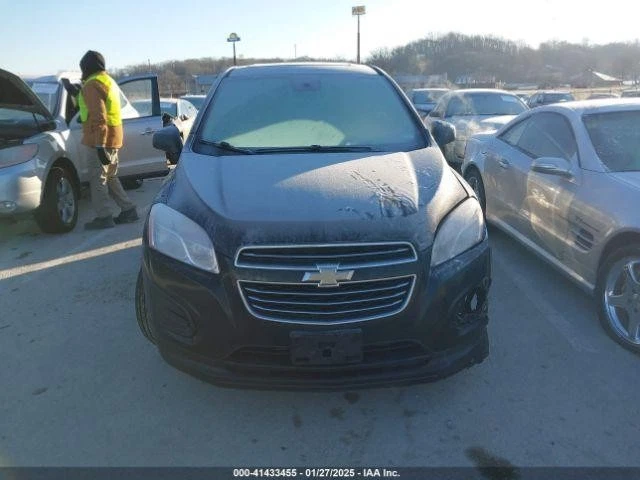 Motor soplador de climatización usado se adapta a: Chevrolet Trax 2015 grado A Foto 4 de 4