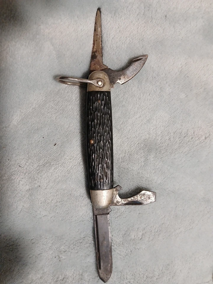 Utica Kutmaster Scout/Utility/Camp Knife, ca. 1950's, With Original Leather Case - Image 2 of 4